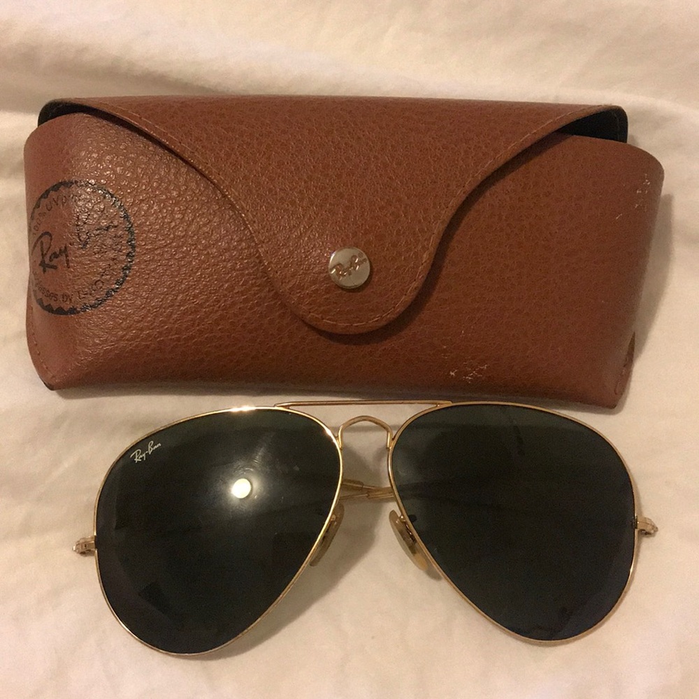 Large Ray Ban Aviators with case